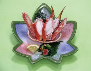 Assorted boiled Crab with vinegar